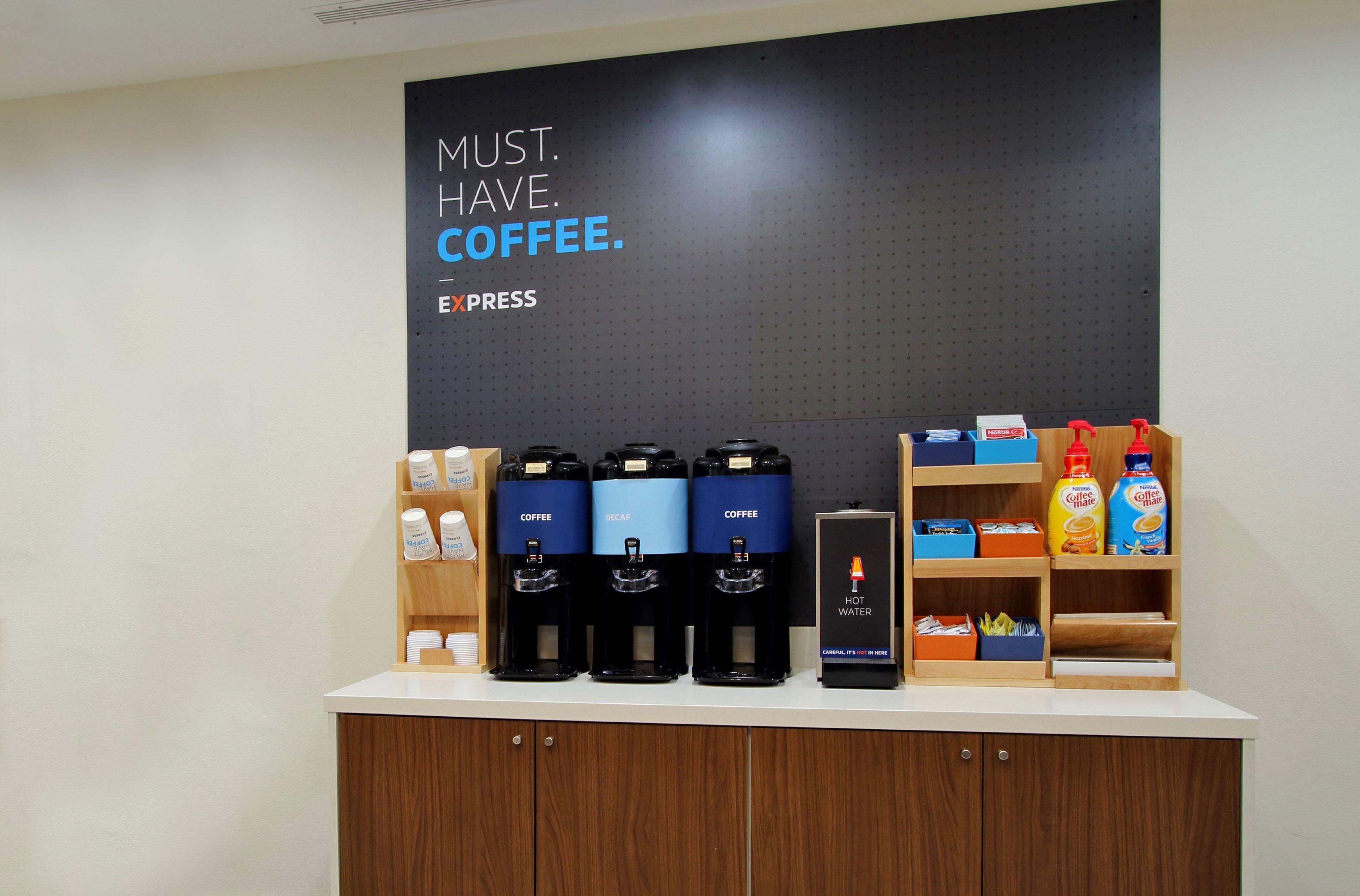 Holiday Inn Express & Suites Austin Nw - Four Points By Ihg Екстериор снимка
