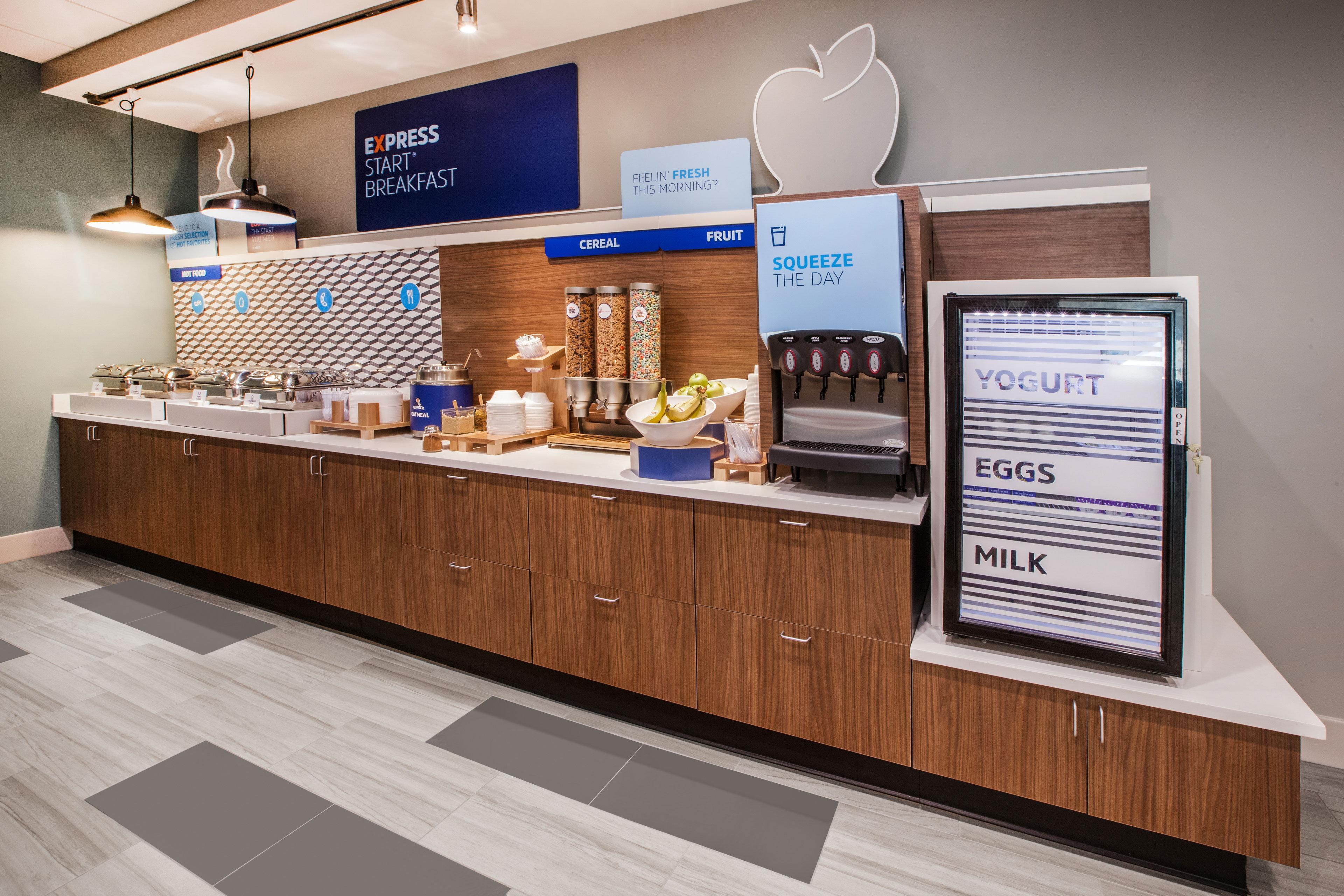 Holiday Inn Express & Suites Austin Nw - Four Points By Ihg Екстериор снимка