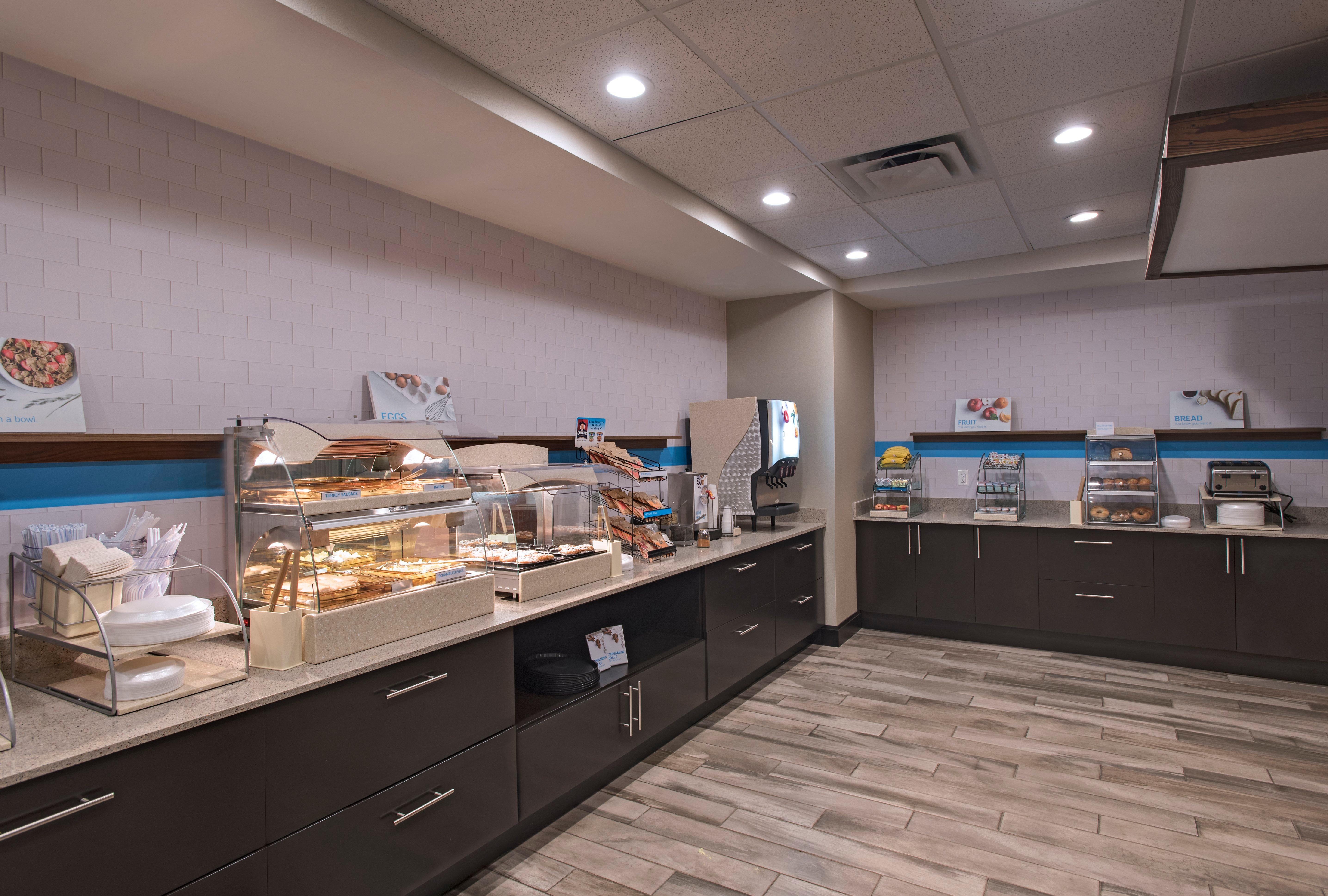 Holiday Inn Express & Suites Austin Nw - Four Points By Ihg Екстериор снимка